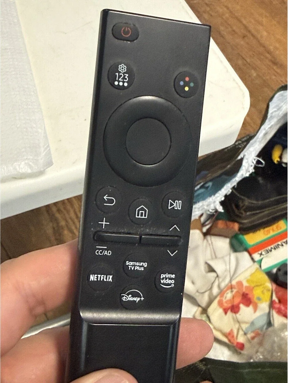 Original Samsung Smart TV Remote Control (Color: Black